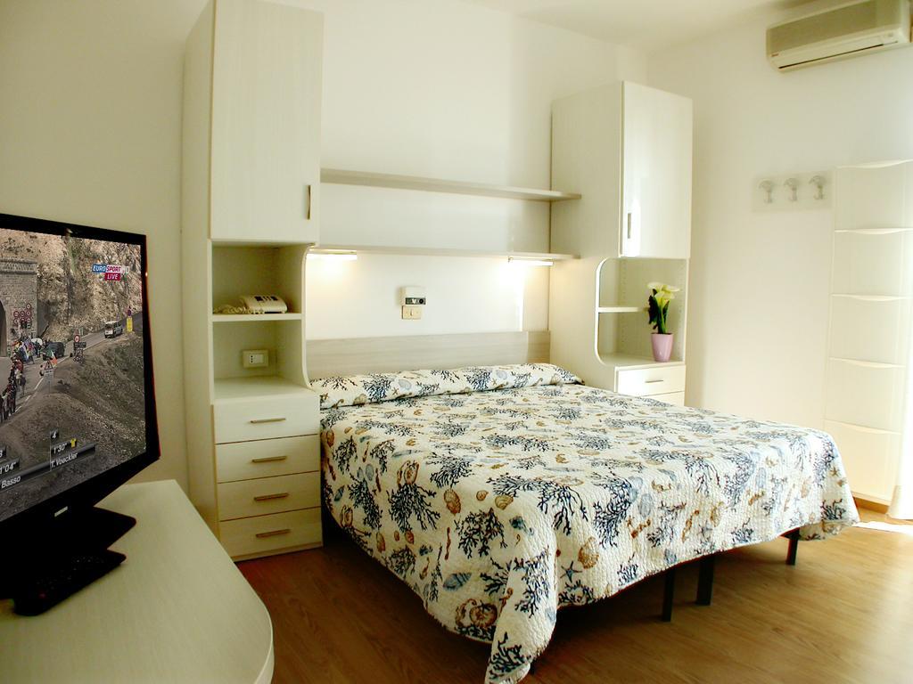 Albergo Aquila ลิโดดิเยโซโล ห้อง รูปภาพ